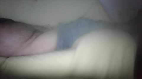 jesuslove27 online show from December 2025 09:31:02 PM