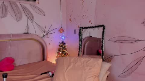 Jessica online show from December 2024 09:39:01 AM