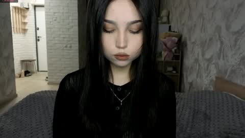 I am Gina ntmu Lets hit 10 Thumbs Up together online show from June 2026 07:02:02 AM