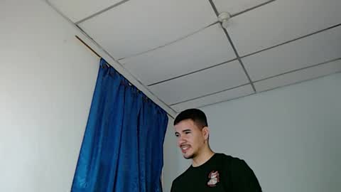 Juan David online show from March 2025 10:10:02 PM