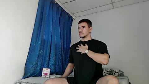 Juan David online show from March 2025 09:25:02 PM