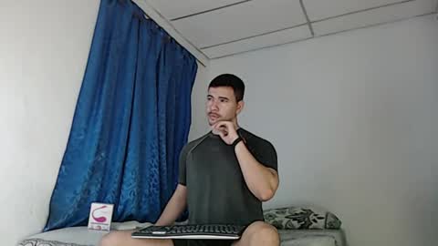 Juan David online show from March 2025 11:21:01 AM