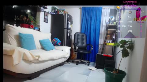 Snapshot of jezabel_purple chatting on January 2025 11:35:02 PM Camila online show from January 2025 11:35:02 PM