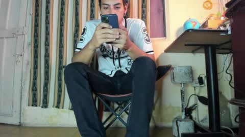 Snapshot of jharol_cardona chatting on June 2026 12:37:01 AM Jharol online show from June 2026 12:37:01 AM