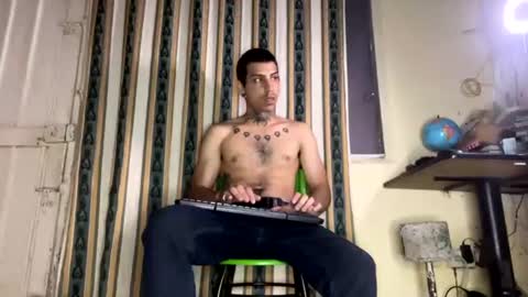 Snapshot of jharol_cardona chatting on June 2026 02:24:01 AM Jharol online show from June 2026 02:24:01 AM