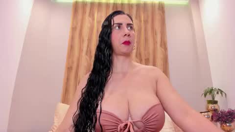 jhasly online show from January 2026 12:10:02 PM