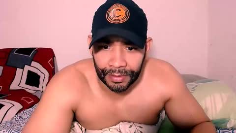 En moreno online show from November 2025 05:40:01 AM