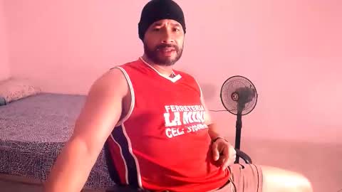 En moreno online show from November 2025 12:49:02 AM