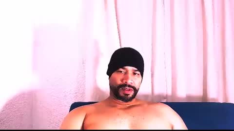 En moreno online show from February 2026 02:04:02 AM