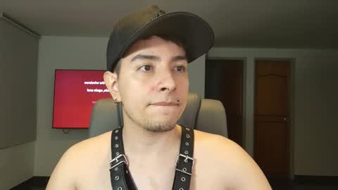 Snapshot of jhoan_saenz chatting on October 2025 05:39:02 AM Jhoan Saenz online show from October 2025 05:39:02 AM