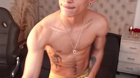 jhoanleandro online show from March 2026 06:07:02 AM