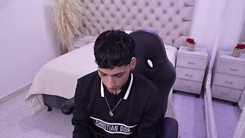 jhoanleandro online show from April 2026 05:16:01 AM