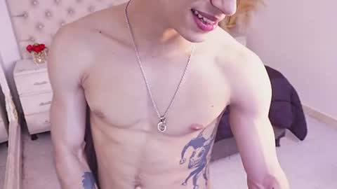 Snapshot of jhoanleandro chatting on June 2026 09:14:01 AM jhoanleandro online show from June 2026 09:14:01 AM