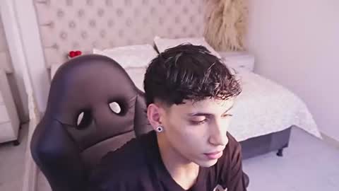 Snapshot of jhoanleandro chatting on July 2026 04:30:02 AM jhoanleandro online show from July 2026 04:30:02 AM
