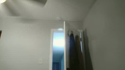 jholls online show from February 2025 04:08:02 AM