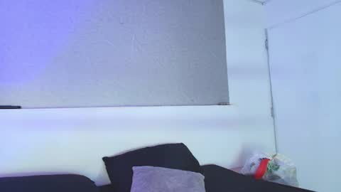 Snapshot of jhon_and_karol chatting on July 2026 03:39:01 AM Jhon and Karol online show from July 2026 03:39:01 AM
