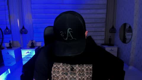 John Bear.... online show from March 2026 11:27:01 AM