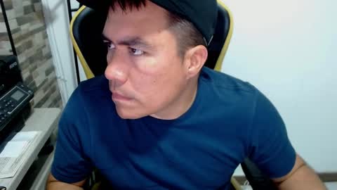 jhonatan_morales_s online show from January 2026 12:12:02 AM