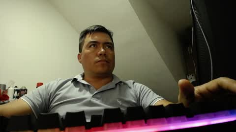 jhonatan_morales_s online show from April 2026 04:28:01 AM