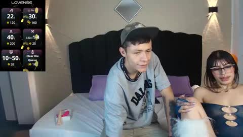 Jhonfry and Milly online show from November 2025 07:57:01 PM