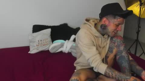 Snapshot of jhonny_ackerman chatting on October 2025 02:34:01 AM jhonny_ackerman online show from October 2025 02:34:01 AM