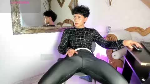 Snapshot of jhonny_blake_ chatting on July 2026 09:05:02 PM JHONNATHAN online show from July 2026 09:05:02 PM