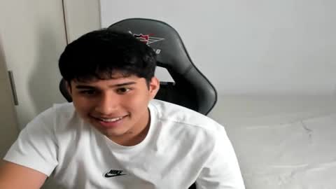 jhonny_dickm online show from September 2025 06:46:02 PM