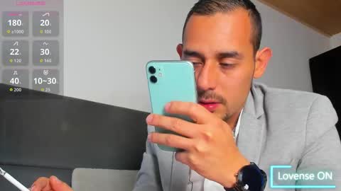 Jhony Alzate online show from February 2026 02:55:02 AM