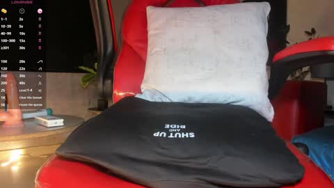 jhonymiller online show from February 2026 10:25:02 PM