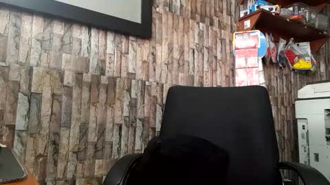 Jhosuamoore  online show from January 2026 07:11:01 PM