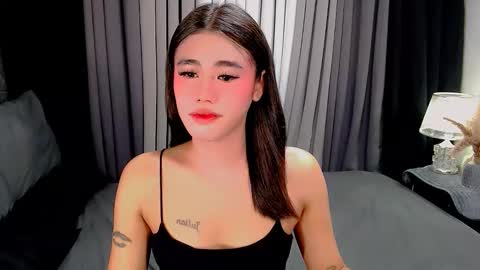 jhuliana_and_charles_room online show from November 2025 05:01:02 AM