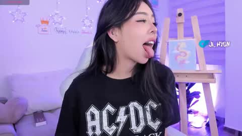 Ji  online show from April 2026 01:12:02 AM