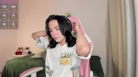 Jiggly online show from October 2025 01:16:02 AM