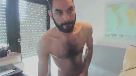 jimbob5005 online show from October 2025 12:37:01 PM