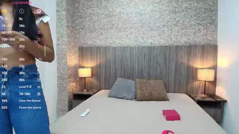 Jimena Salazar online show from February 2026 11:24:01 AM