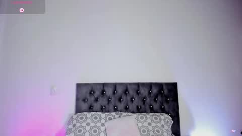 Snapshot of jimena_white1 chatting on September 2025 03:32:01 AM JIMENA online show from September 2025 03:32:01 AM