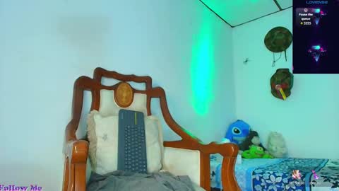 Jimm  Independent Model  online show from December 2025 11:28:02 AM