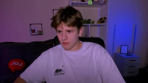 Snapshot of jimmie_hot chatting on October 2025 01:31:02 PM your dream online show from October 2025 01:31:02 PM