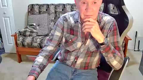 jimmy_d47 online show from February 2026 07:01:01 PM