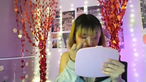 Minaa  online show from February 2026 12:44:02 AM