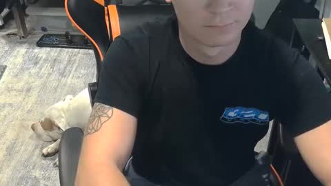 Snapshot of jjhynes402 chatting on September 2025 08:22:02 PM Jake online show from September 2025 08:22:02 PM