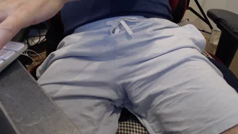 jlouis759 online show from October 2025 11:47:02 AM