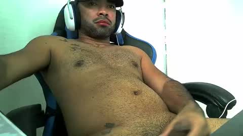 Snapshot of jm2686 chatting on October 2025 05:24:02 PM jhon00 online show from October 2025 05:24:02 PM