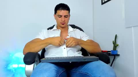 Snapshot of jmortton chatting on November 2025 11:34:02 AM IGJmortton online show from November 2025 11:34:02 AM