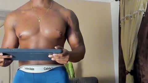 JOAN SAENZ online show from February 2025 08:01:01 AM