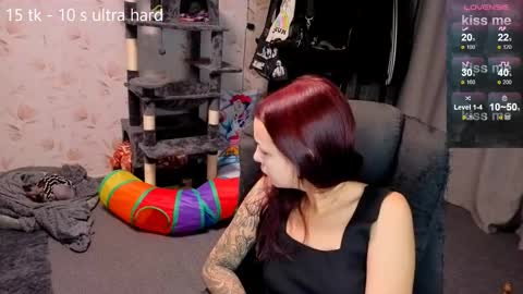 joan_wilson online show from October 2025 10:21:01 PM