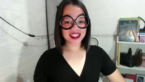 Joana online show from January 2025 07:39:01 PM