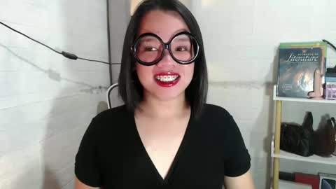 Joana online show from January 2025 07:41:02 PM