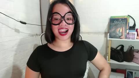 Joana online show from January 2025 02:00:02 AM