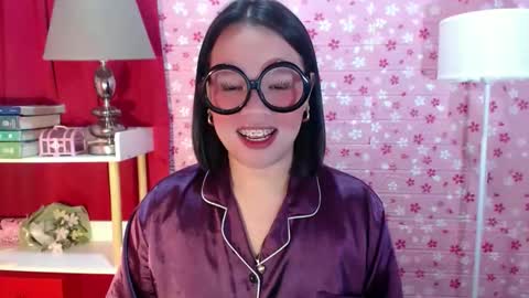 Joana online show from September 2025 08:45:01 PM